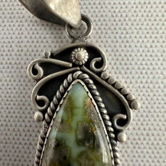 Native American Style Sterling Silver and Palomino Turquoise Pendant - Picture 4 of 11